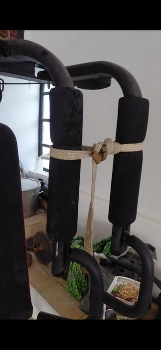 Máquina de Musculação Multiestação – Peito, Costas, Braços e Pernas