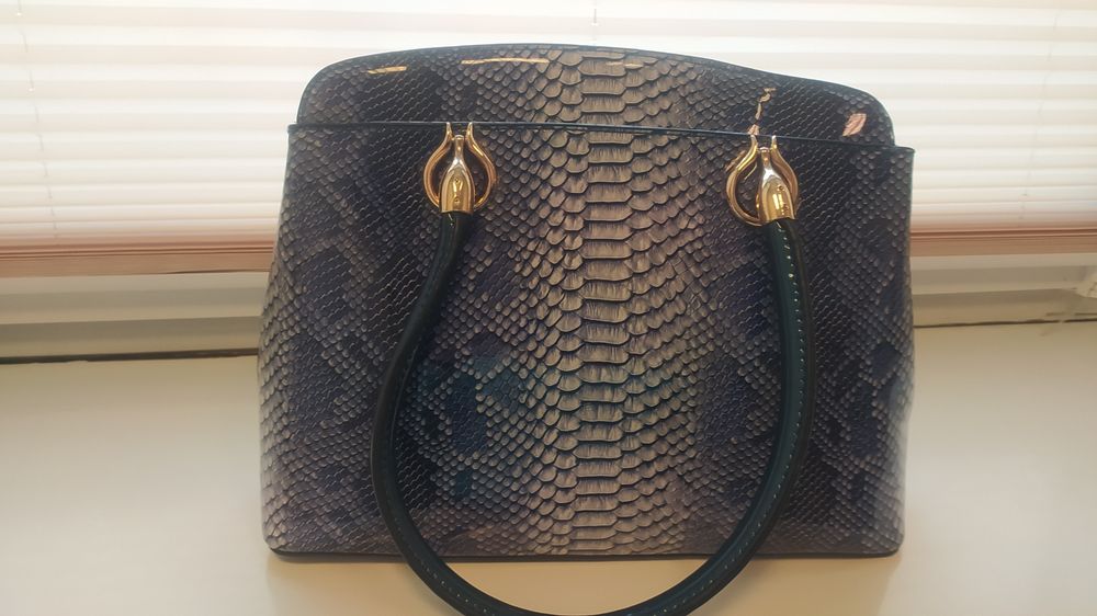 Torebka damska wzór wężowy