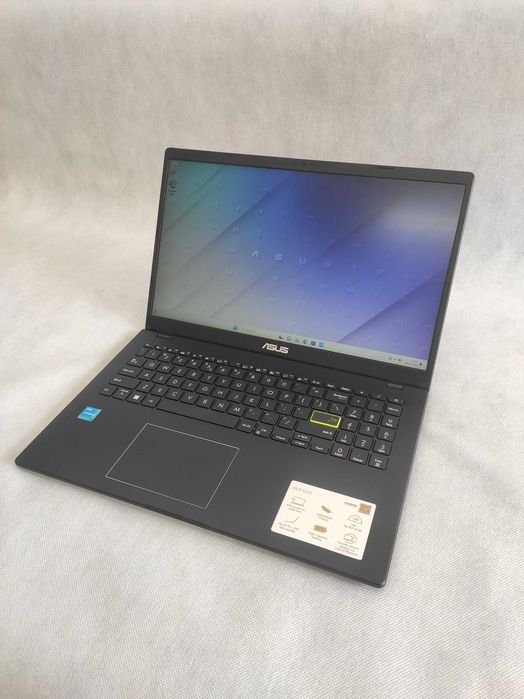 Asus 15,6"/ Komplet / Nowy gwar. producenta / Windows 11