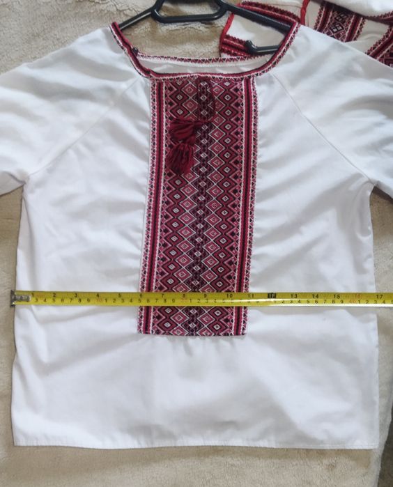 Вишиванка для дівчинки