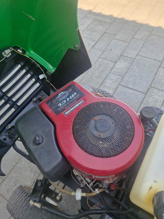 Kosiarka traktorek John deere Sabre 13hp manual