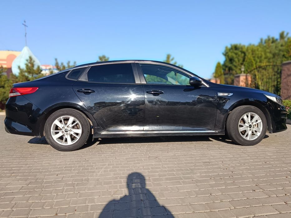 Авто KIA K5 2016 газ