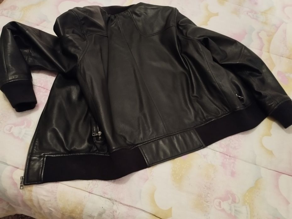 Casaco castanho sem e com pêlo