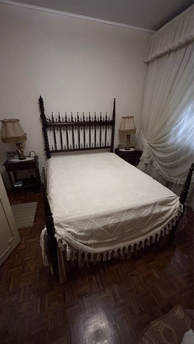 Cama de casal + colchão
