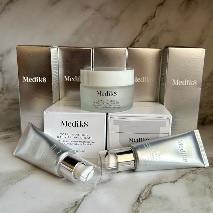 Ретинол Crystal Retinal 1 3 6 10 20 24 Medik8 Total Moisture крем