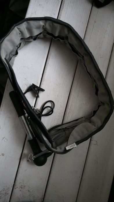 Декомпресійний надувний пояс.