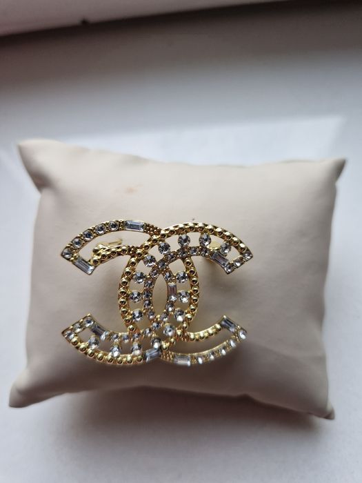 Broszka piękna , bardzo biżuteryjny