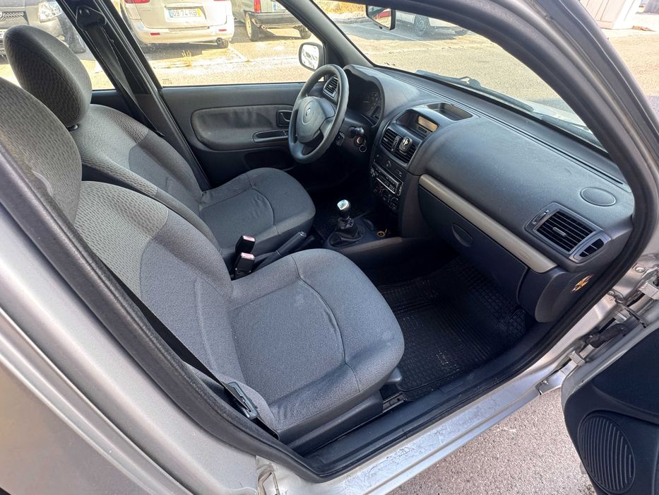 Renault CLio 1.5 DCI de 2005 C/5 lugares e AC