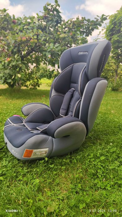 Fotelik samochodowy 9 - 36 kg / Grupy I, II, III