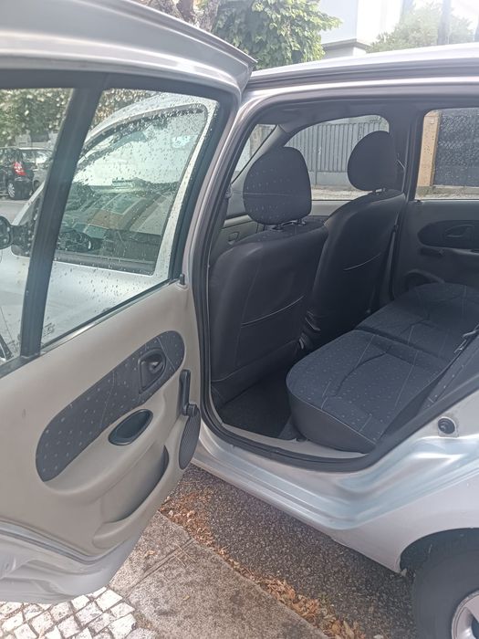 Renault Clio 2003
