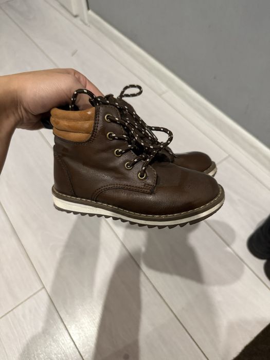 Демісезонні ботінки 27 розмір