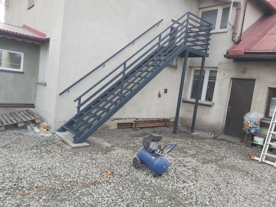 Schody stalowe zewnętrzne ocynk ogniowy