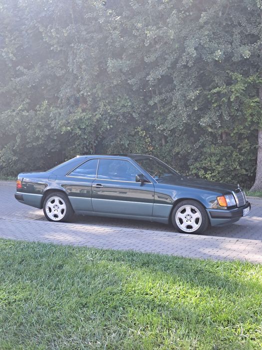 Mercedes-Benz W124