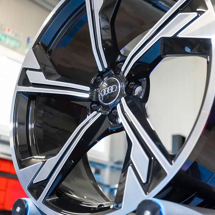 Oryginalne Felgi Audi 20" RS5 RS4 S5 A5 A6 A7 A8 Q5 SQ5 Q7 SQ7 Q8 SQ8