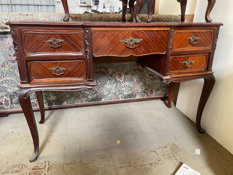 Conjunto antigo de quarto – cómoda + toucador com espelho triplo