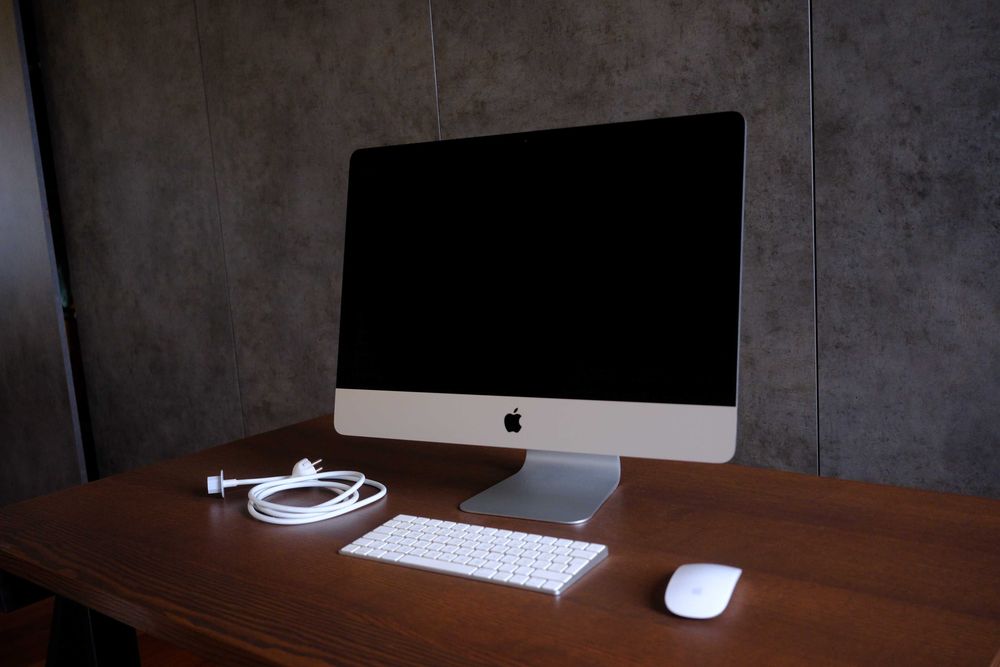 IMac Retina 4K 21.5' | 2017 | Intel Core i5 | AMD Radeon Pro 555 | 256G SSD