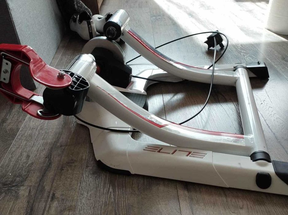 Trenażer Qubo Power Mag Smart B+