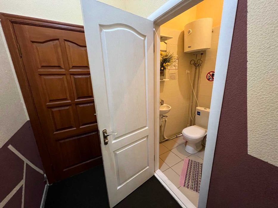 1к Центр Номер у готелі подобово метро Олімпійська Жилянська 48