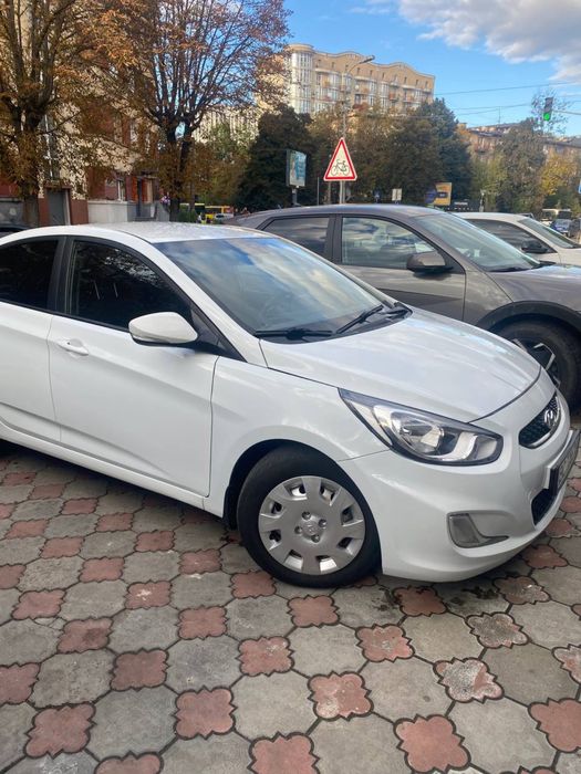 Hyundai 3600грн