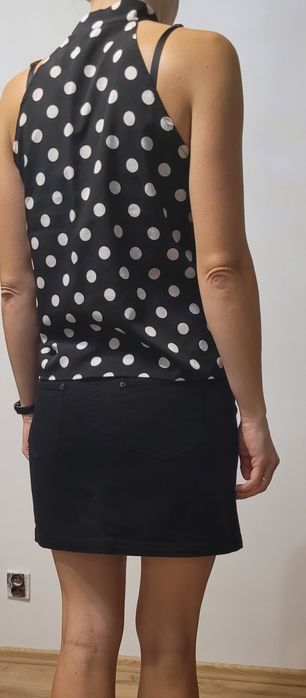 Bluzka czarna w białe grochy rozmiar M zawiązywana na szyi