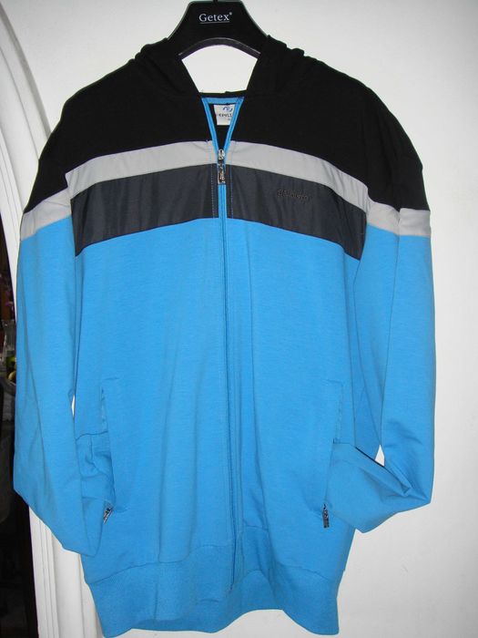 Komplet - Męskich  Rzeczy  ŻARA  , PUMA  , Bluzy ,,,  HL , HHL