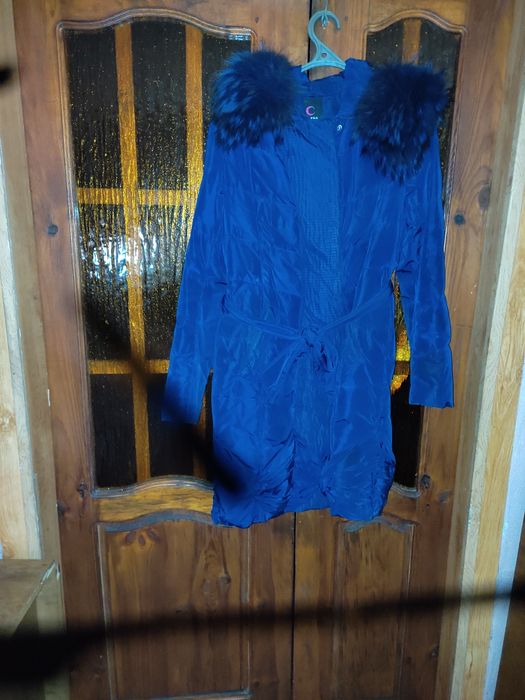 Куртка жіноча пуховик синього кольору