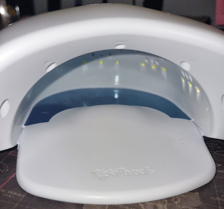 Maquina de unhas de gel