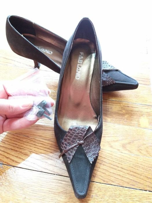 Продам лодочки замша