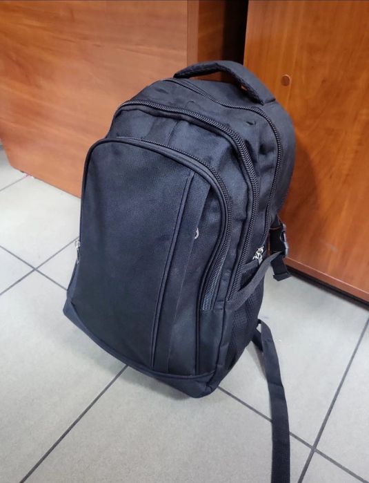 Super plecak czarny duży