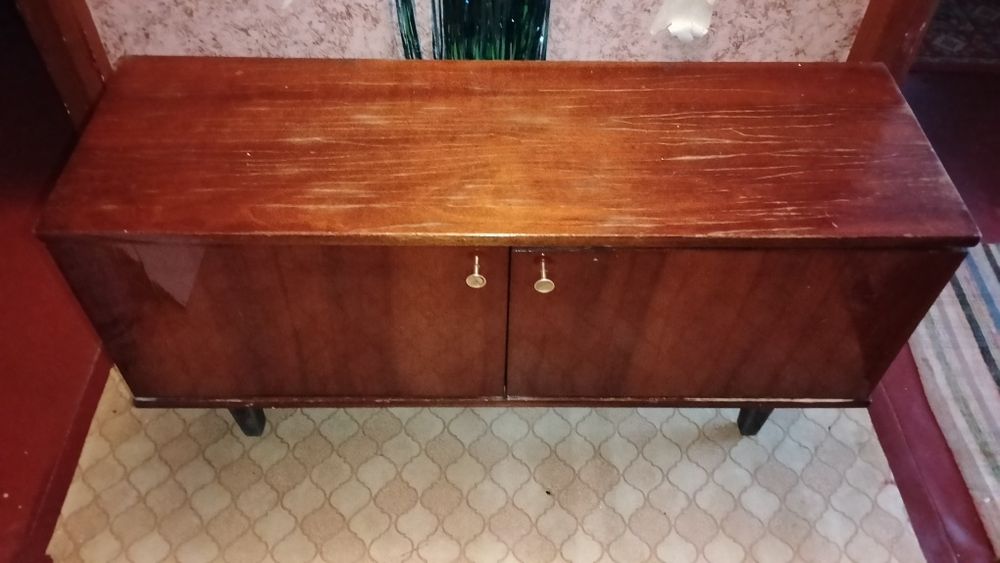 Отдам тумбочку бесплатно