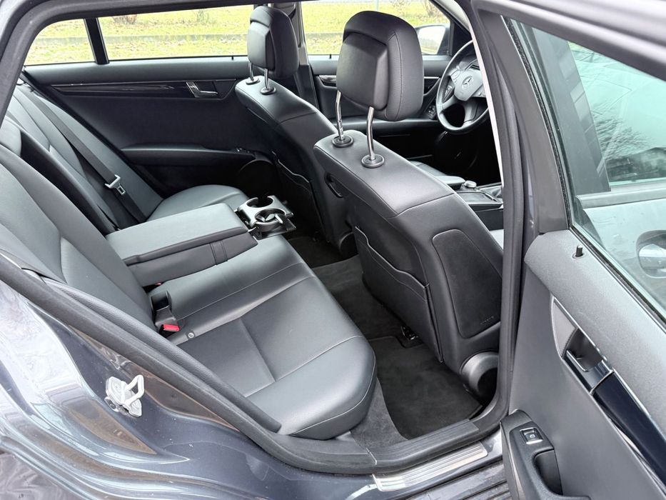 Mercedes-Benz C180 156 KM BlueEfficiency/ 1 właściciel/