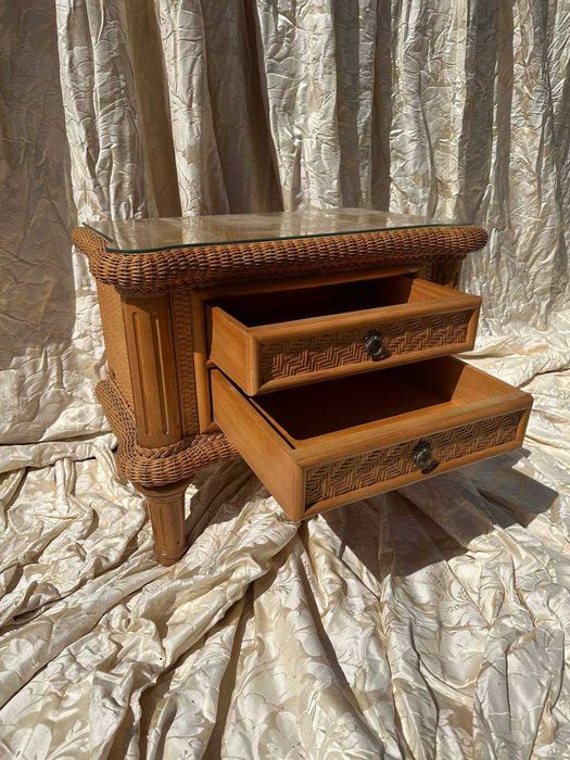 Тумба из ротанга на 2 ящика.Лот 132.(2шт)