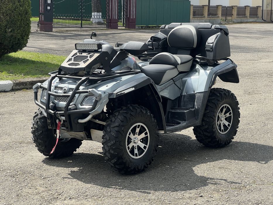 BRP Can-Am Outlander Max 800