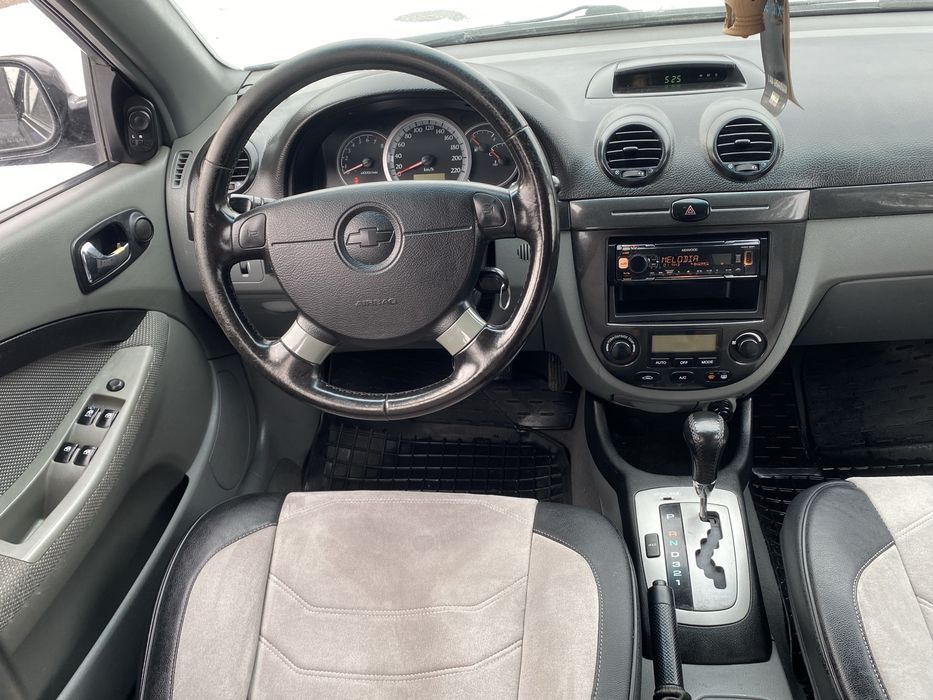 В гарному стані Chevrolet Lacetti  CDX 1.8 бензин/Газ-4 На Автоматі!