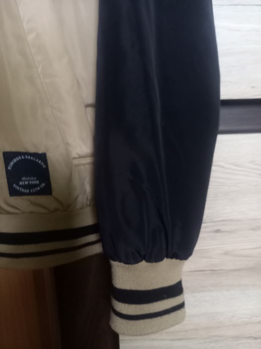 Kurtka młodzieżowa