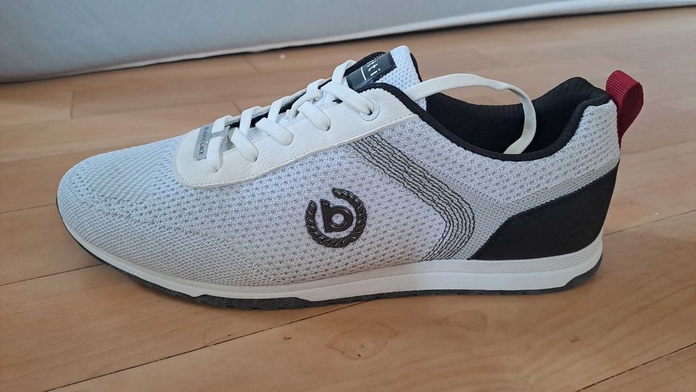 Взуття