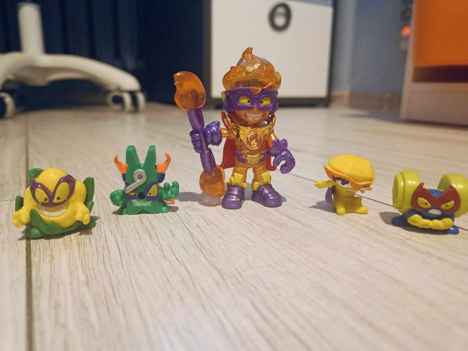 Kazoom kids firefun superthings figurka plus thingsy