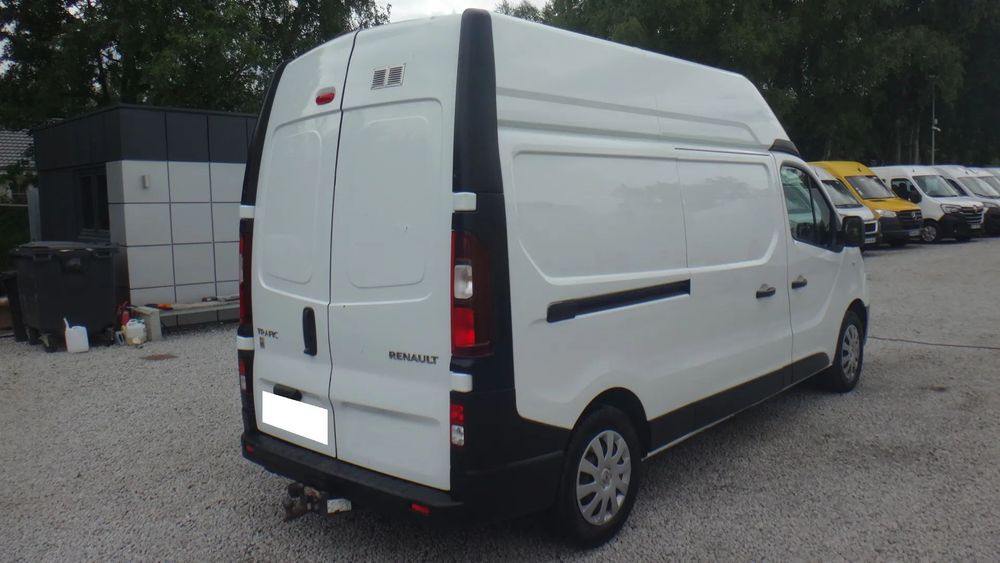 Renault Trafic  LIFT TRAFIC L2H2 2018 klima navi kamera pdc ładny 125KM