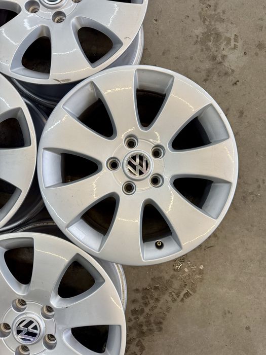 Оригинальные диски skoda r16 7j et45 5x112 4шт