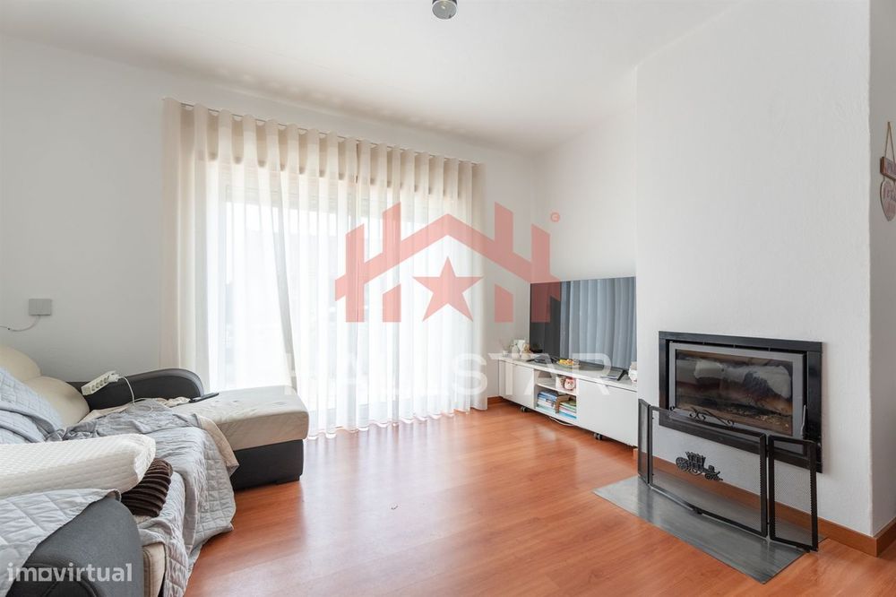 Apartamento T3 Remodelado / Garagem Fechada / Marinha Grande