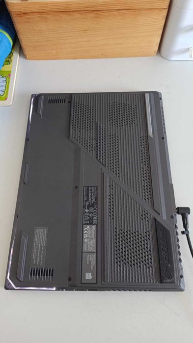 Laptop ASUS ROG Strix G15 R7