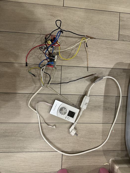 Запчастини до бойлера Zanussi Smalto DL  силова плата плата керування