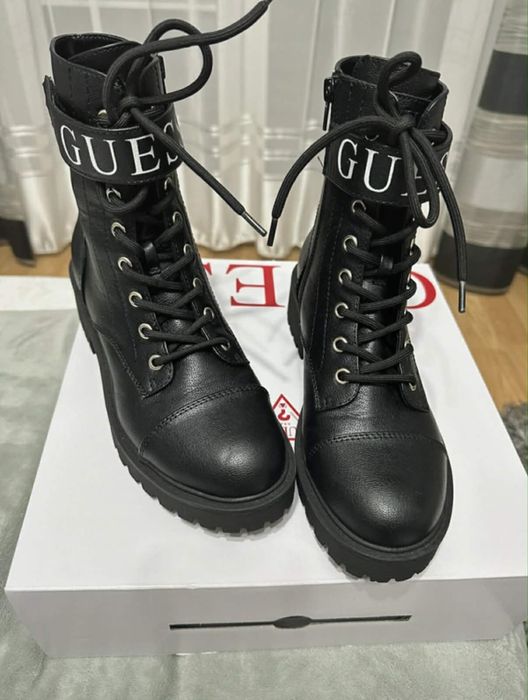 Kozaki/botki GUESS