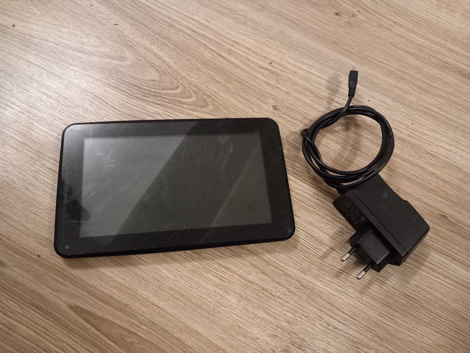 Tablet TR721 7.1" Hendi Android 1GB + karta pamięci 1,5GB