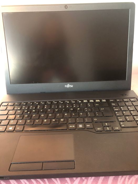 Portable FUJITSU Lifebook Series A Intel Core i5 2.7GHz - 8GB RAM64585126561922120