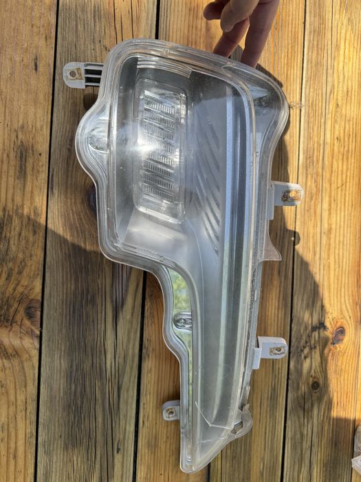 Фара ліва шевроле вольт 1