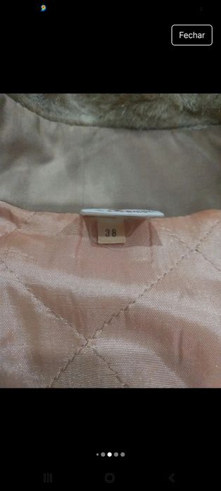 Casaco acolchoado com pelo sintetico