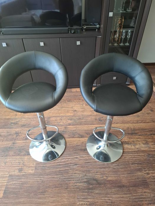 Sprzedam krzesła barowe