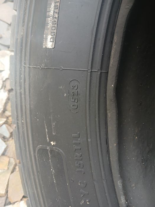 Opony 245/70/19,5 90%  Bieżnika