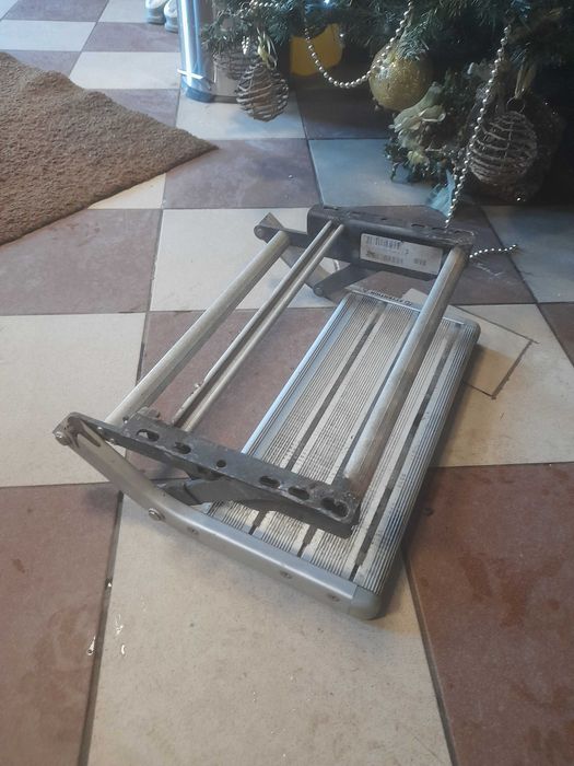 Stopień Do Kampera Przyczepy THULE